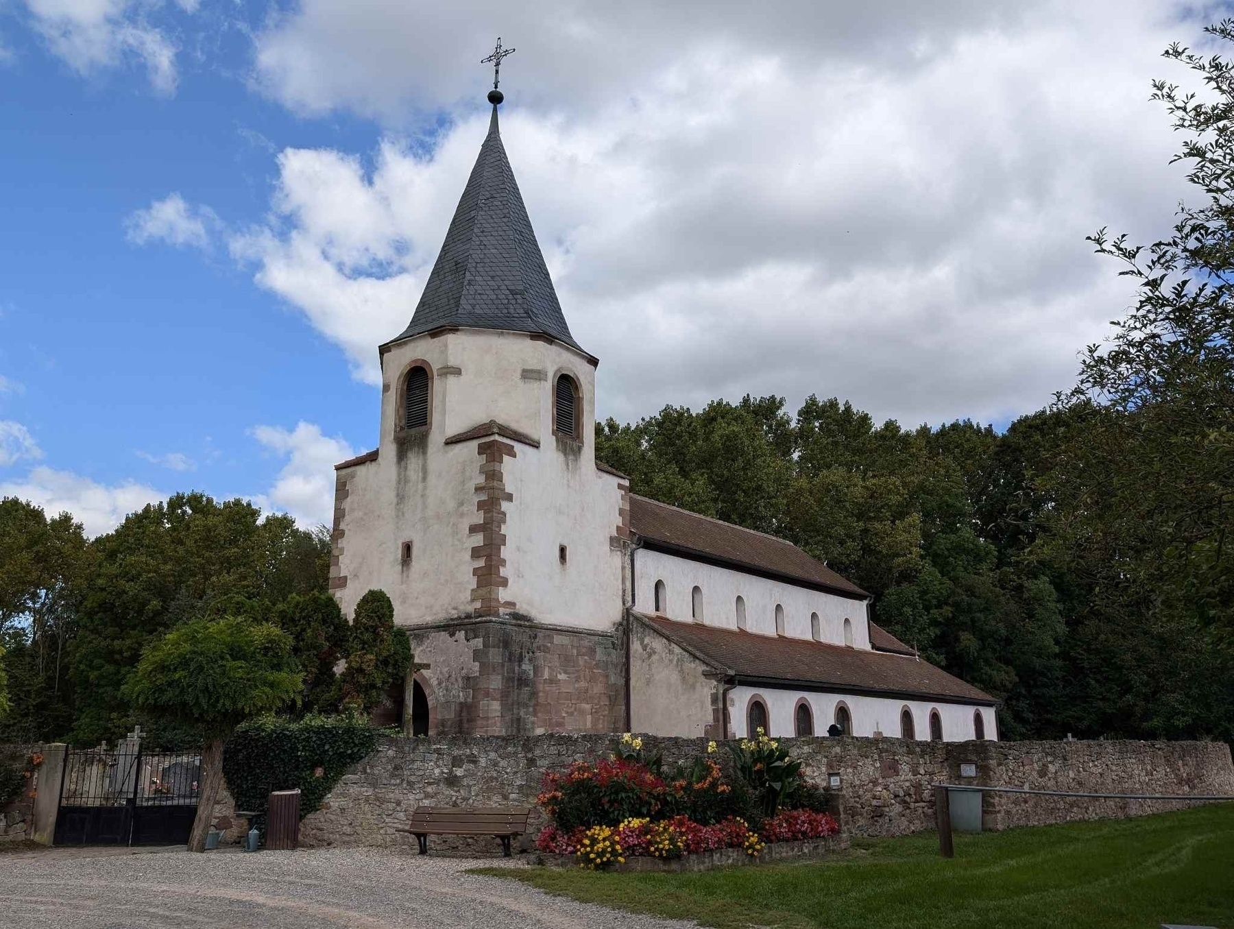 Dompeter, älteste Kirche im Elsass bei Molsheim