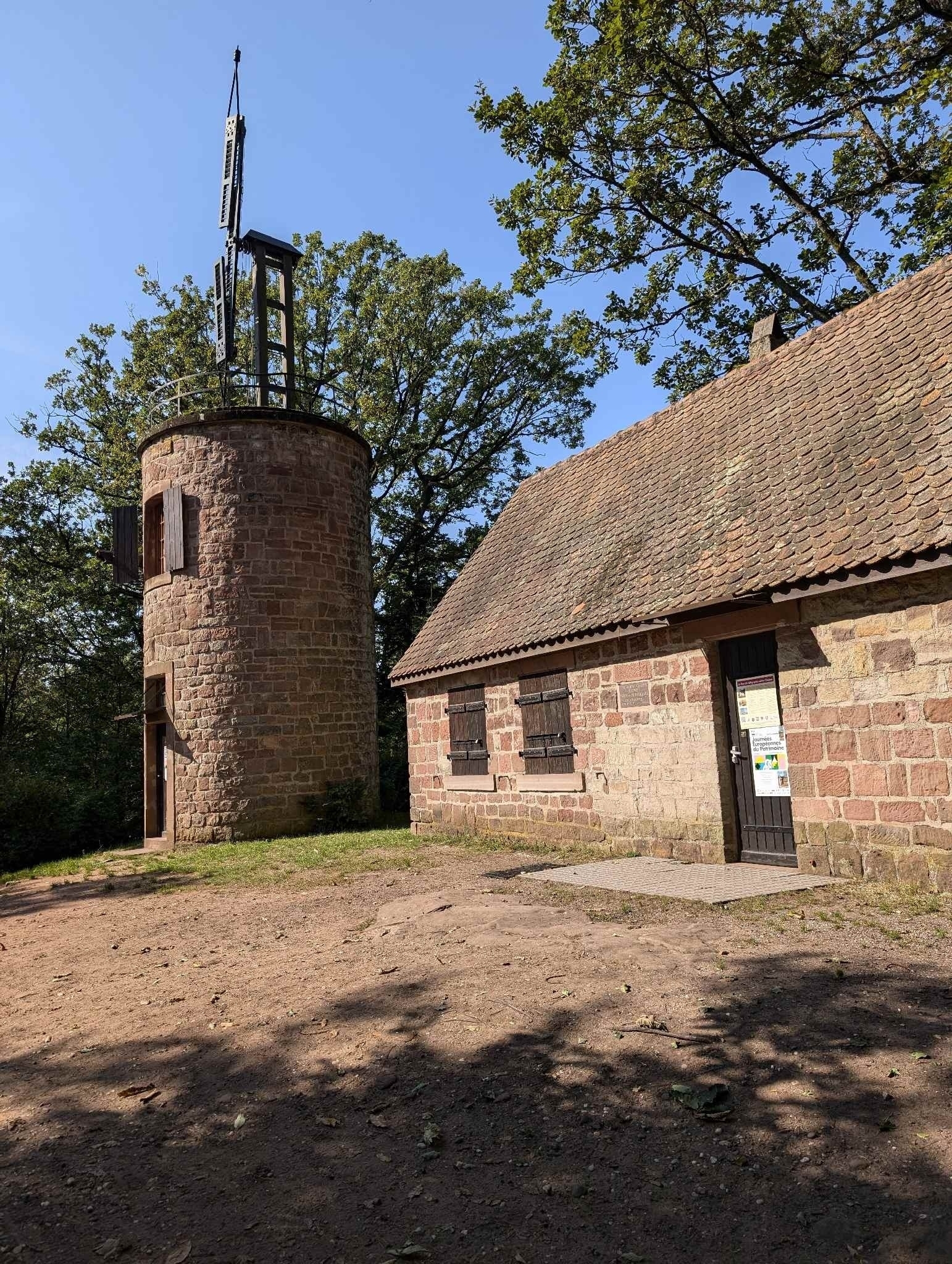 Telegraphenlinenstation (Paris - Strassbourg) von Claude Chappe (1793) auf dem Haut-Barr bei Saverne