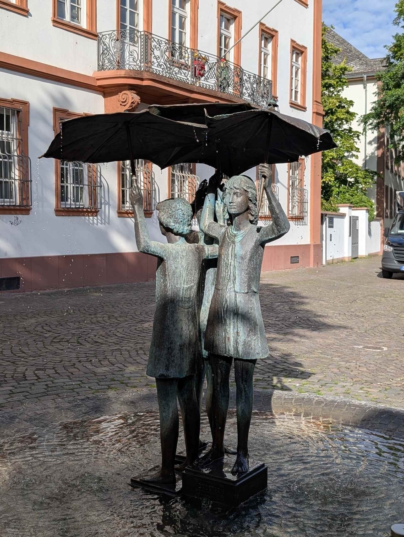 Mädchenbrunnen Ballplatz, Mainz