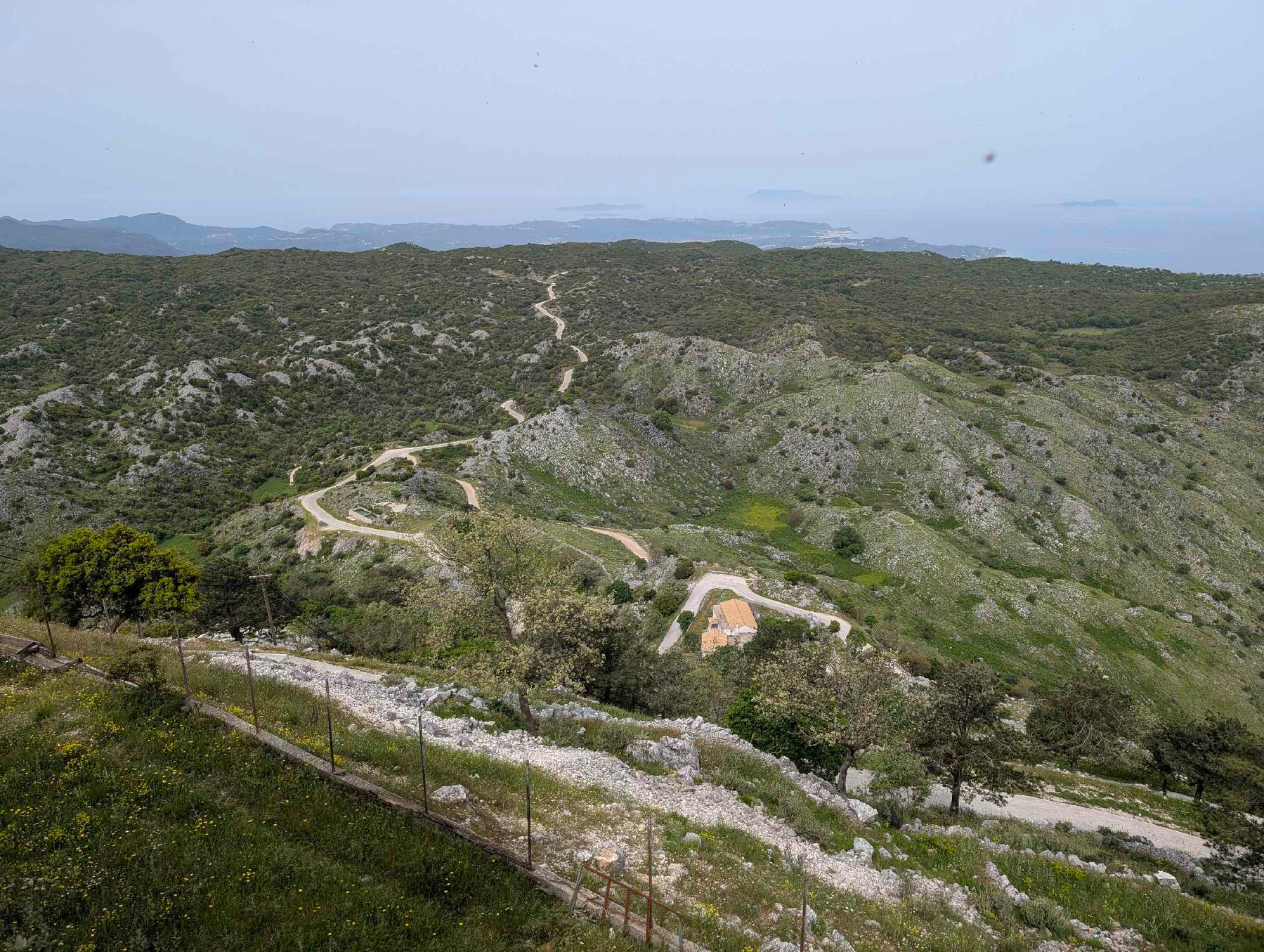 Auf dem Berg Pantokratores