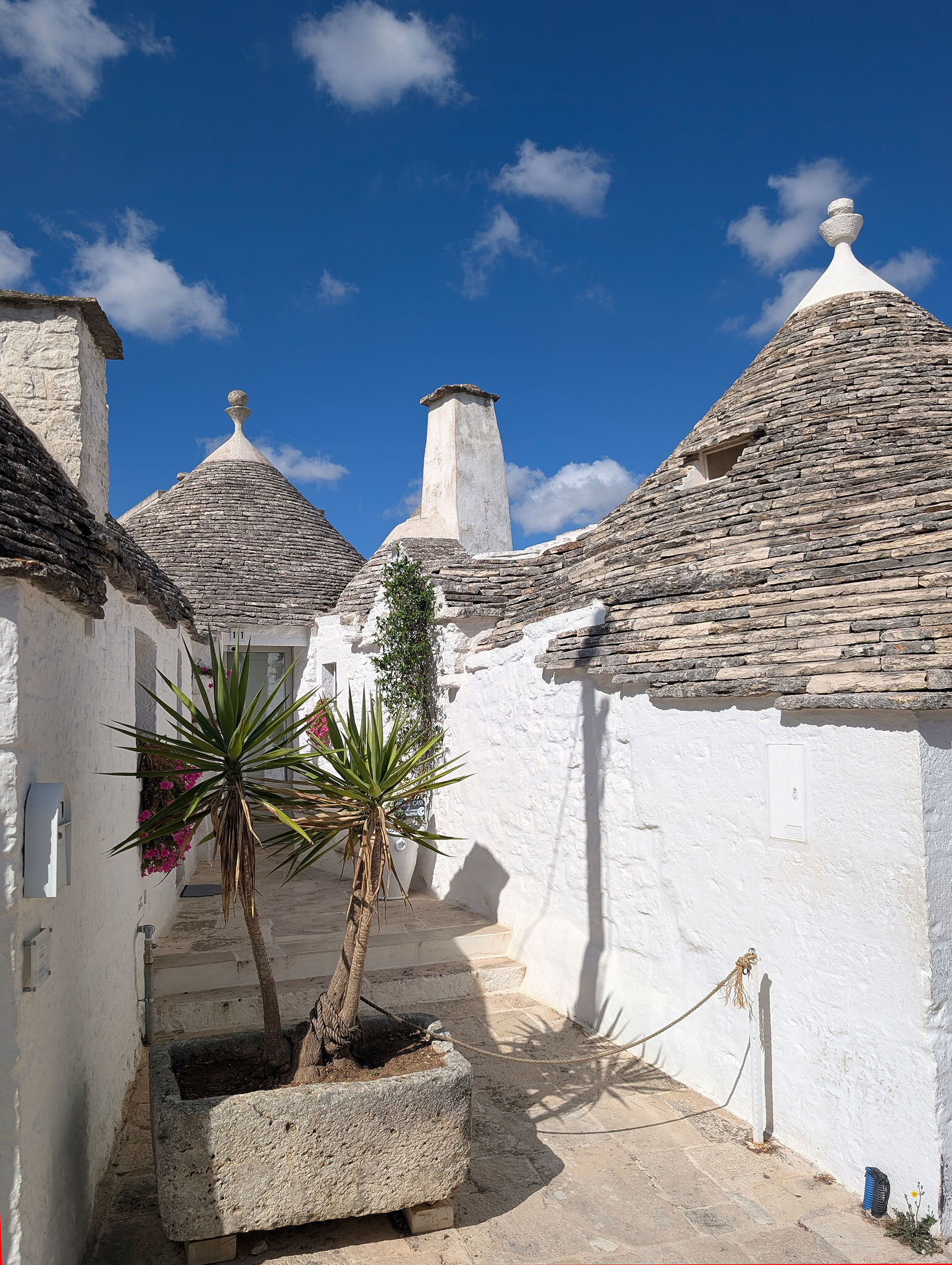 Trulli in Alberobello Apulien / Italien
